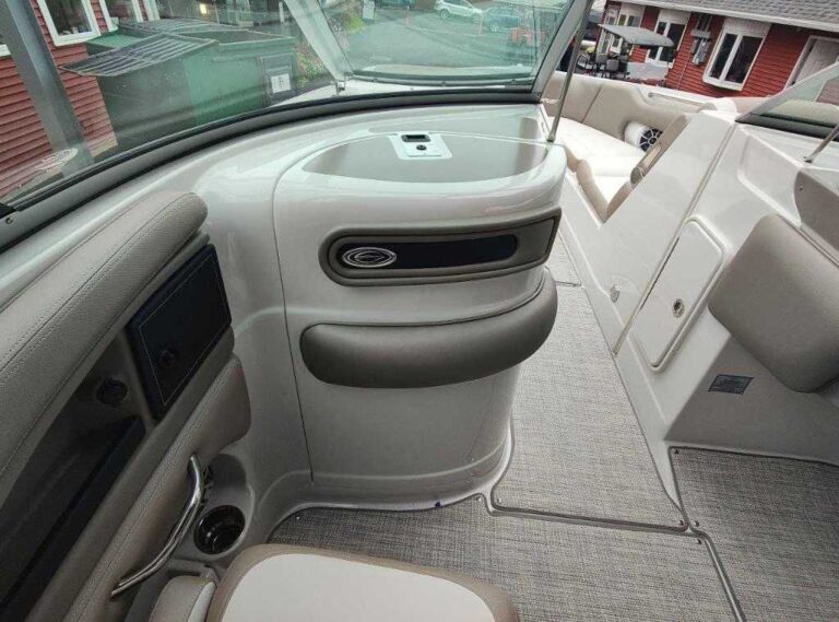 2023 Crownline 270 SS - Arch - JUST REDUCED!!! US-KIS88960F223 [photo 41]